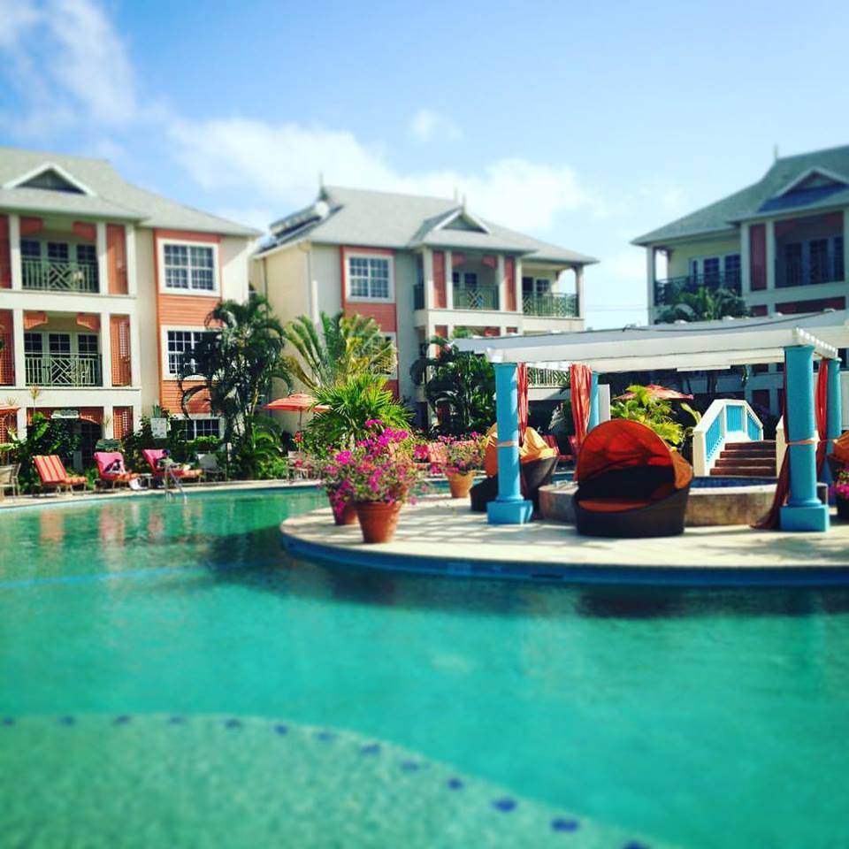 Bay Gardens Beach Resort & Spa | Reviews | Information | BelleCarib