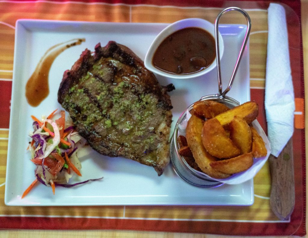 valelse sports bar and restaurant st lucia steak and wedges
